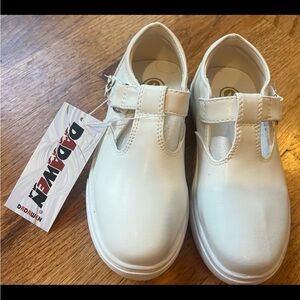 DADAWEN Kids White Dress Shoes Mary Jane size 10.5 size 29 - NWT